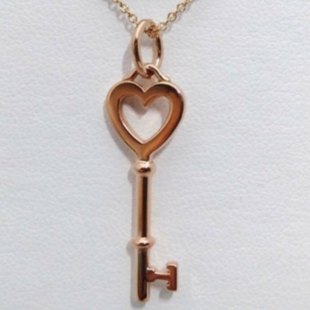 Tiffany & Co Open Heart Key Pendant 18K Rose Gold 4 Necklace w/Pouch